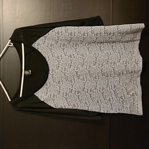 Torrid lace front 3/4 sleeve top size 1